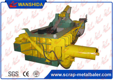 黄色い横の屑鉄の梱包機/自動制御の油圧スクラップの梱包機械18.5kw | 110kw