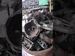 高効率のスクラップスクラッダーマシン エンジンクラッシャーマシン 1 - 2m3 / H 容量